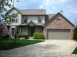 9914 Mapleton Ct, Fishers, IN 46037