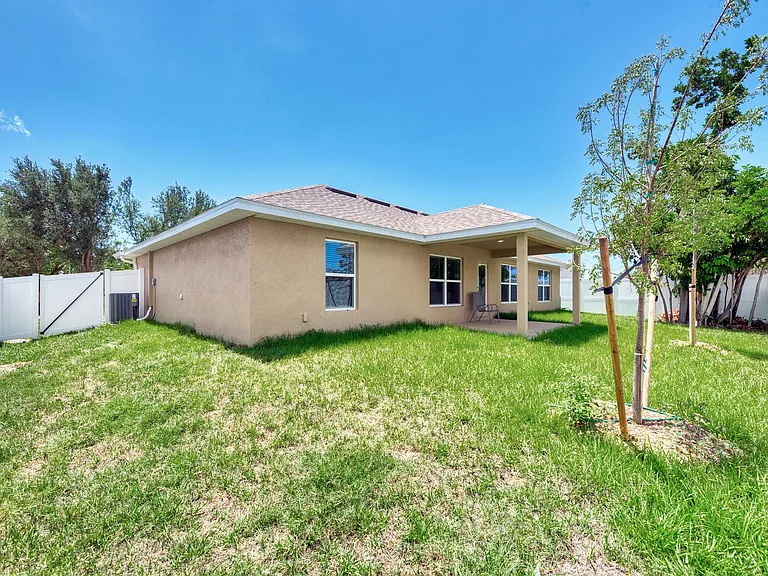980 Nectar Rd — Photo 43