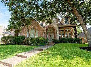 3003 Enchanted Oaks Cir, Corinth, TX 76210