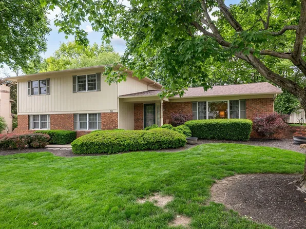 98 Walcreek Dr W, Columbus, OH 43230