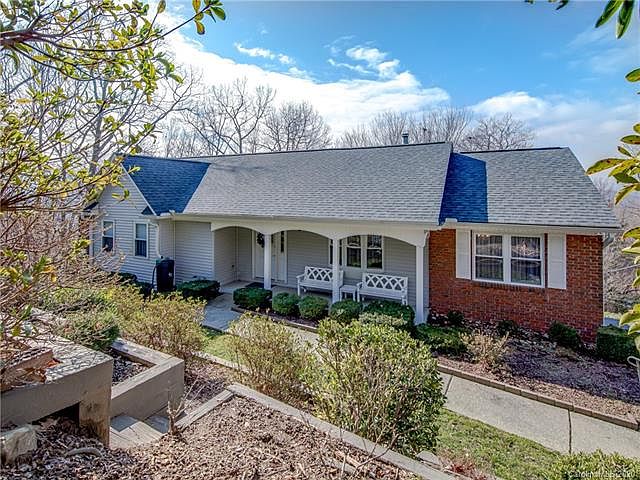 1st image of 49 Hunters Ln