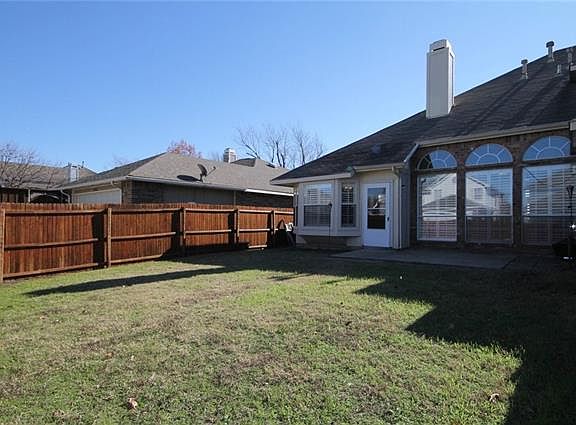 4th image of 2614 Crosslands Dr
