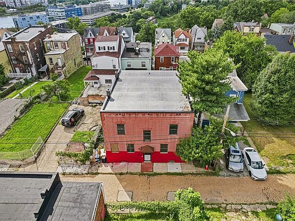3rd image of 3227 Hardie Way