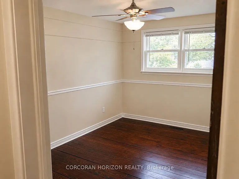 20407B Leslie St #MAIN — Photo 16