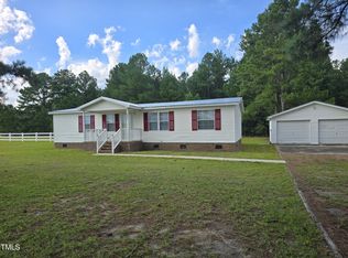 4817 Lobelia Rd, Vass, NC 28394