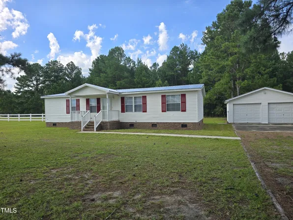 4817 Lobelia Rd, Vass, NC 28394
