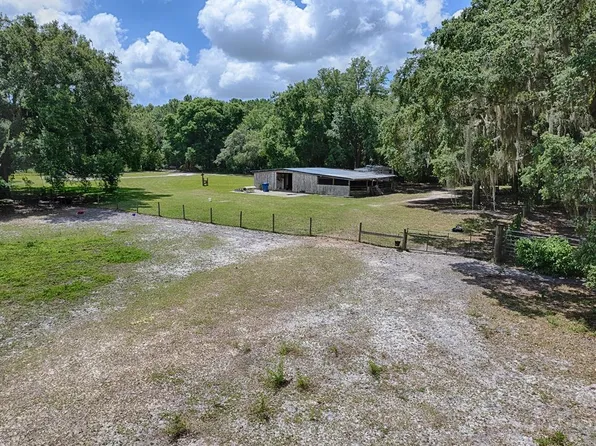 2842 SE 21st Ave, Sumterville, FL 33585