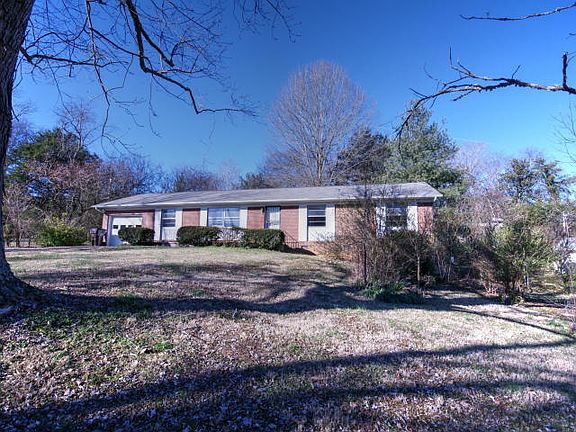 3rd image of 9209 Pasadena Ln