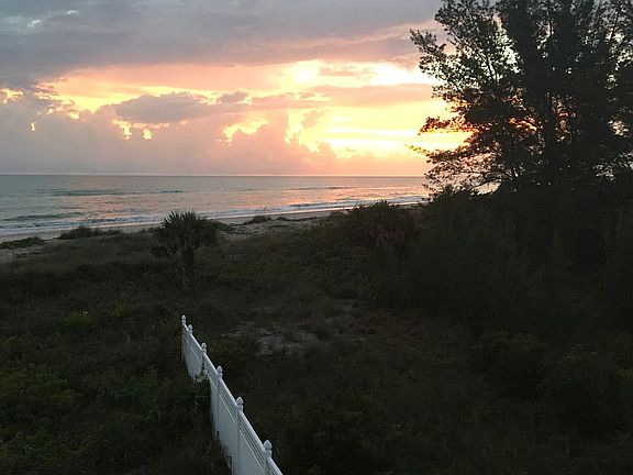 3rd image of 530 S Gulf Blvd