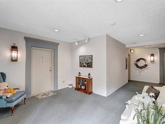5th image of 3285 Southdale Dr #56