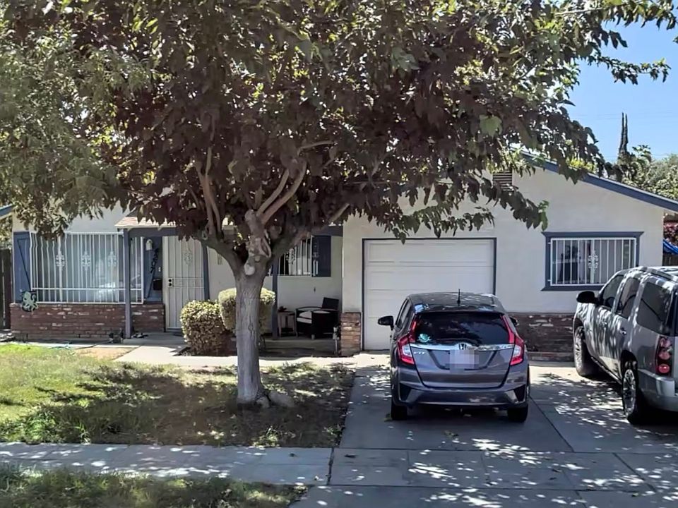 1st image of 4207 N Woodson Ave