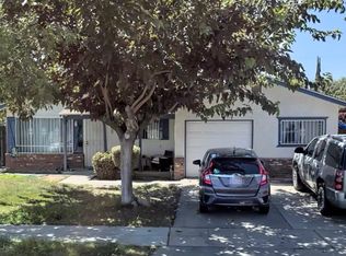 4207 N Woodson Ave, Fresno, CA 93705