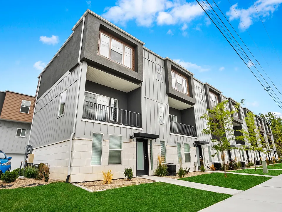 249 E Fort Union Blvd #21
