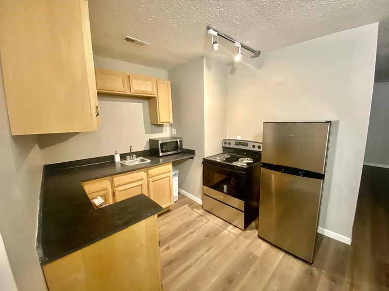 9030 Reed Rd #2 — Photo 9