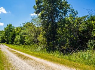 Trinchera Rd, Edwards, MO 65326