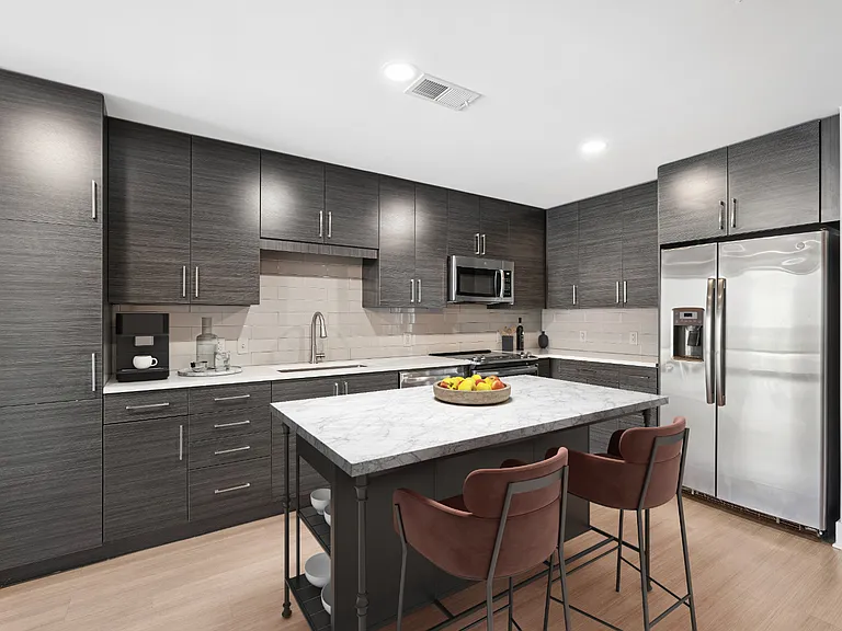 511 Faye — Photo 4