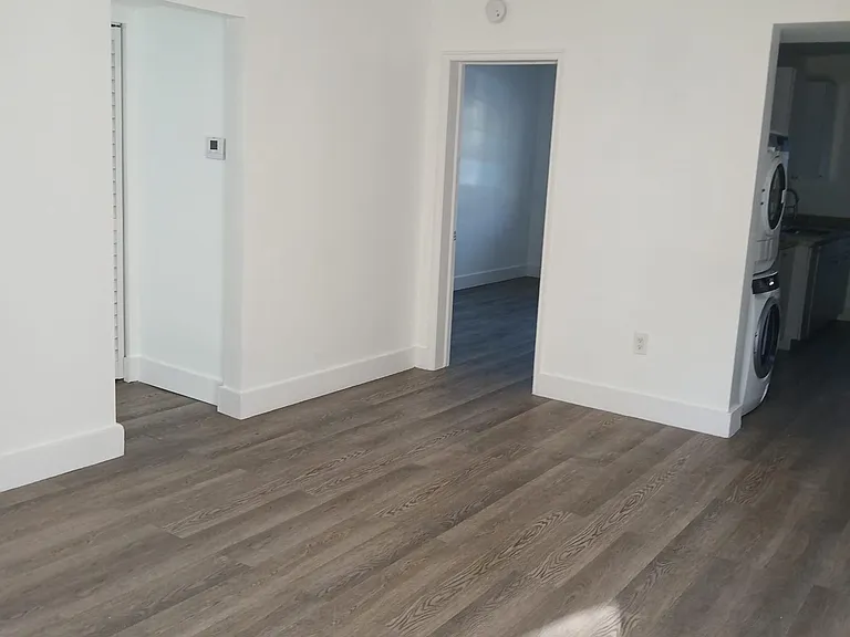 960 SW 2nd St #1 — Photo 21