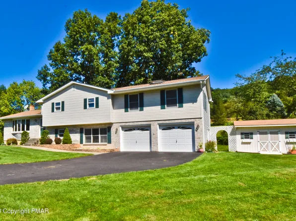 246 Switzgabel Dr, Brodheadsville, PA 18322