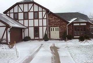 1st image of 9910 Seneca Ct
