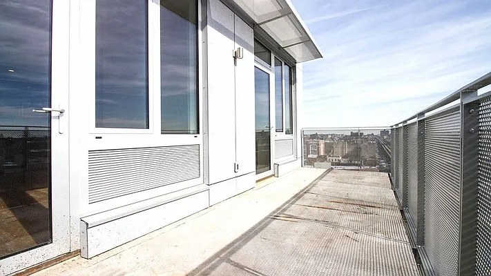 Rented by Nooklyn NYC LLC | media 4