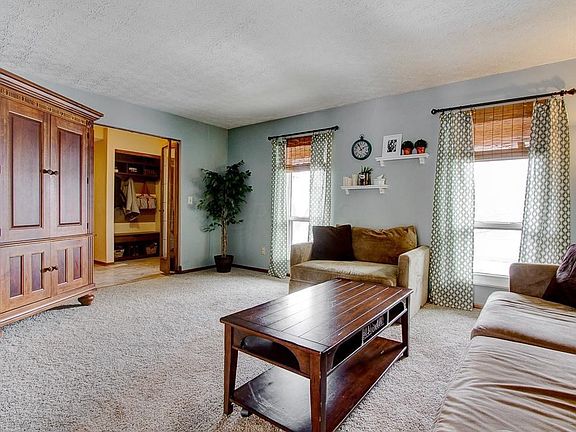 4th image of 5151 Merry Oak Ct