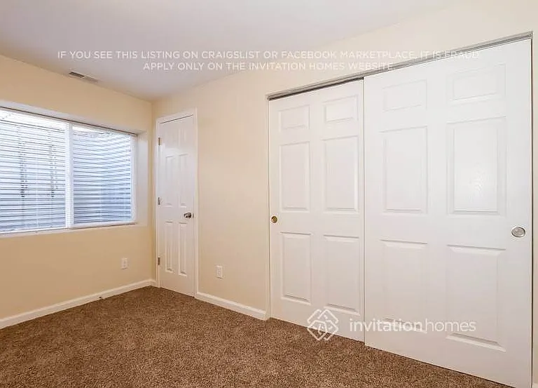 524 Fox Run Cir — Photo 12