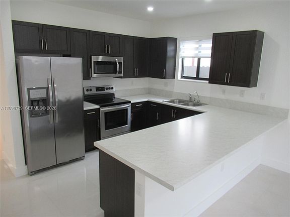 5th image of 23669 SW 116th Ct