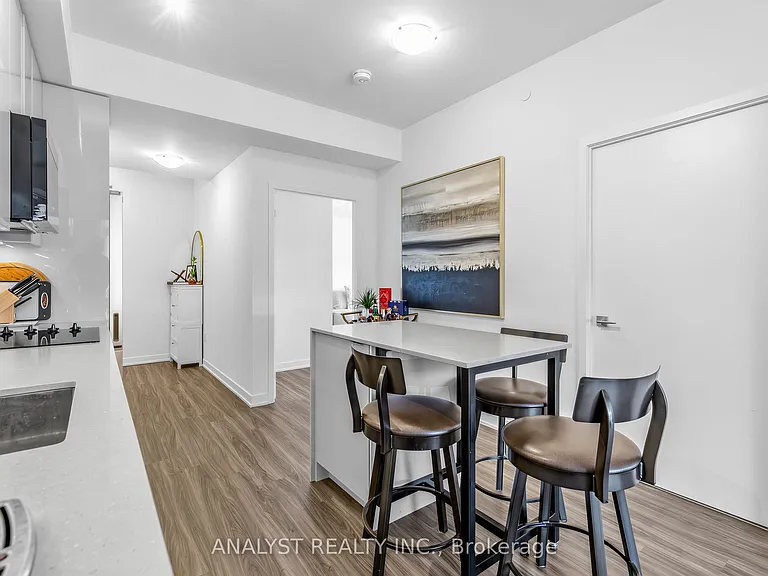 498 Caldari Rd #522 — Photo 6