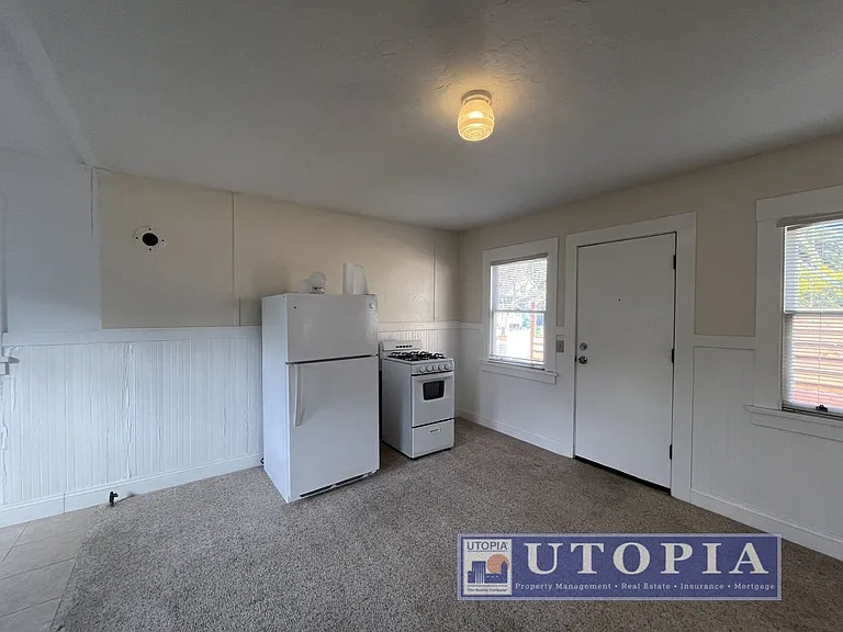 NewB SCZ 204 Hollister — Photo 3