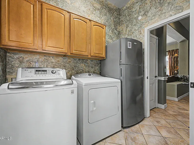 765 W Ebony Way — Photo 34