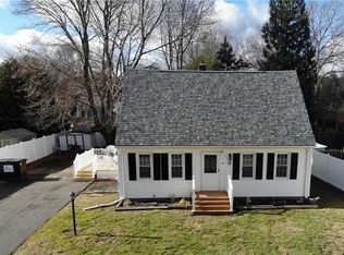 19 Pontiac Rd, Narragansett, RI 02882