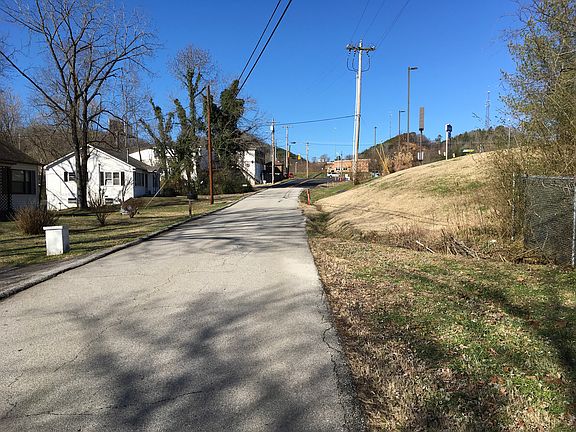 Looking toward Walgreens
