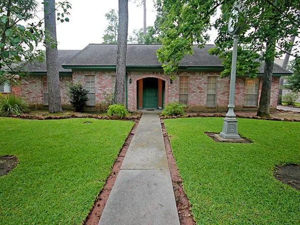 27230 Stark Ln, Conroe, TX 77385