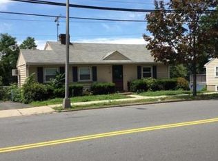 737 Main St, Wakefield, MA 01880