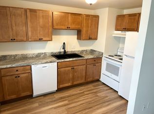 2648 Lavender Ln #6, Green Bay, WI 54313