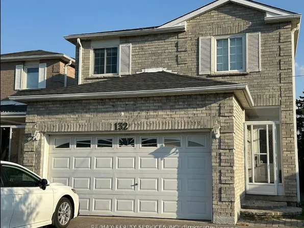 132 Cherrytree Dr, Brampton, ON L6Y 3N8