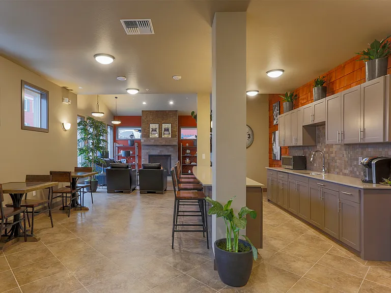 Scriber Creek Apartments — Photo 2