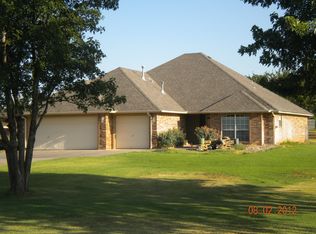 4222 Deer Xing, Edmond, OK 73025