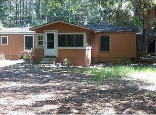 4 Rhiner Dr, Hilton Head Island, SC 29926