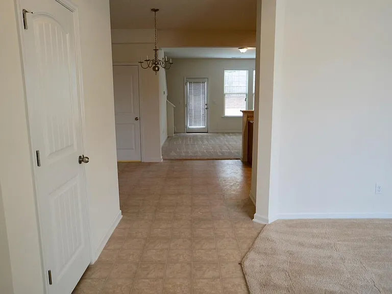 3015 Bluegrove Rd — Photo 3