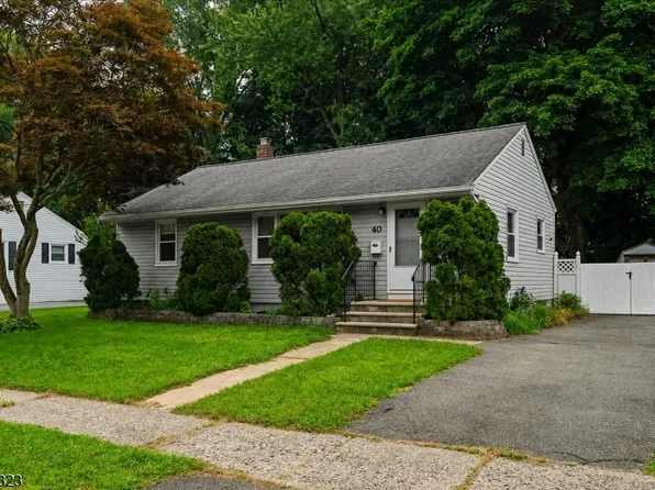 40 Brook Dr, Randolph Twp., NJ 07869