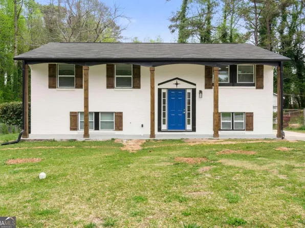 1429 Cedar Creek Ln, Riverdale, GA 30296