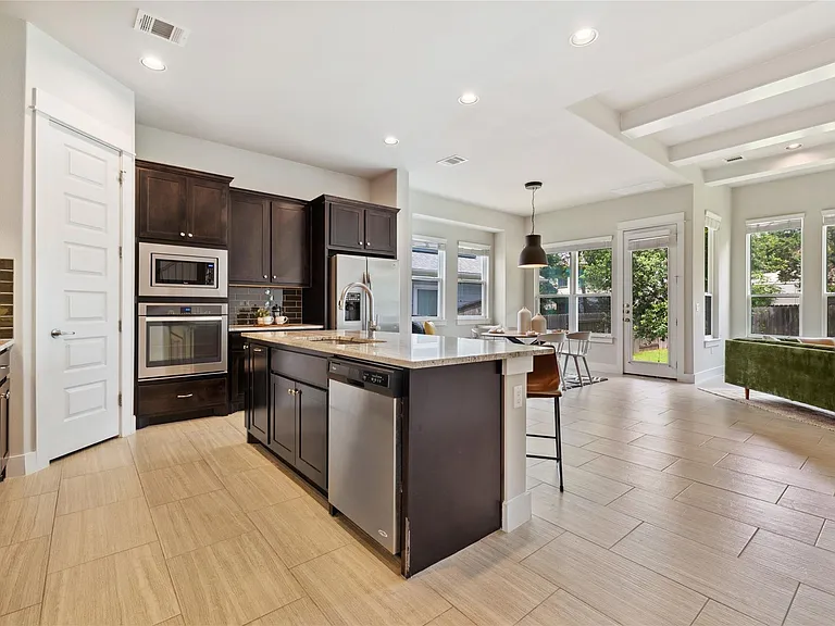 12908 Armaga Springs Rd — Photo 11