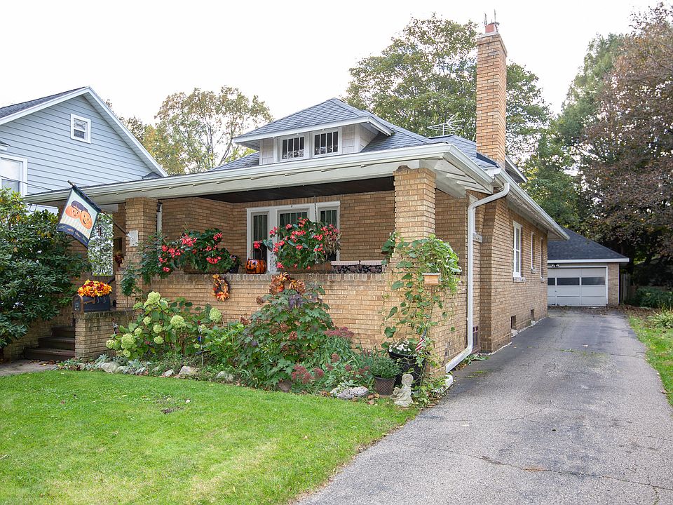 1st image of 521 Campbell Ave