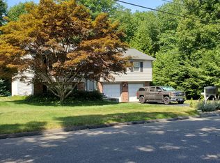 9 Sheasby Rd, Ansonia, CT 06401