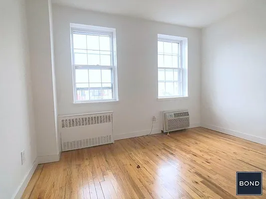 Rented by Bond New York | media 9