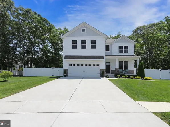 201 Spyglass Ct, Egg Harbor Township, NJ 08234