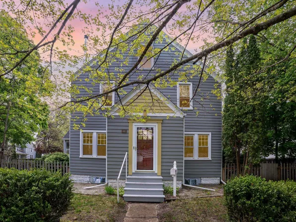 618 E Illinois St, Mount Pleasant, MI 48858