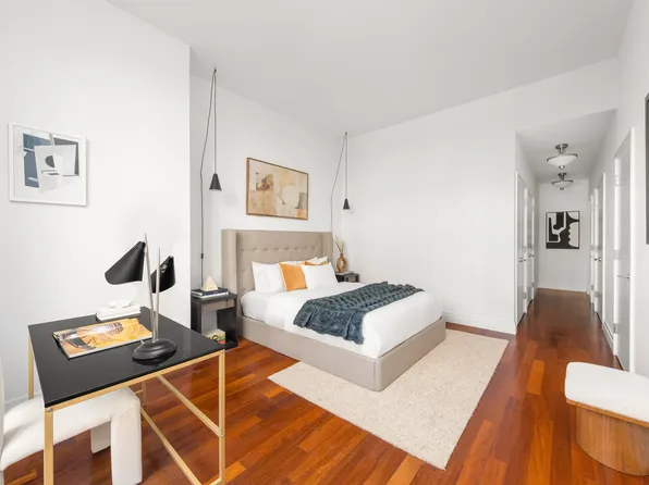 45 Park Avenue image 8 of 16