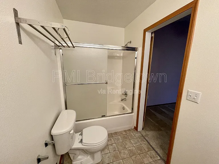 4325 SE 79th Ave — Photo 10